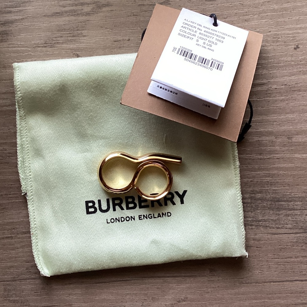 NWT Burberry Brass Key Double Ring size Small